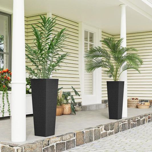 Set of 2 tall black planters for outdoor plants with rattan-texture sides