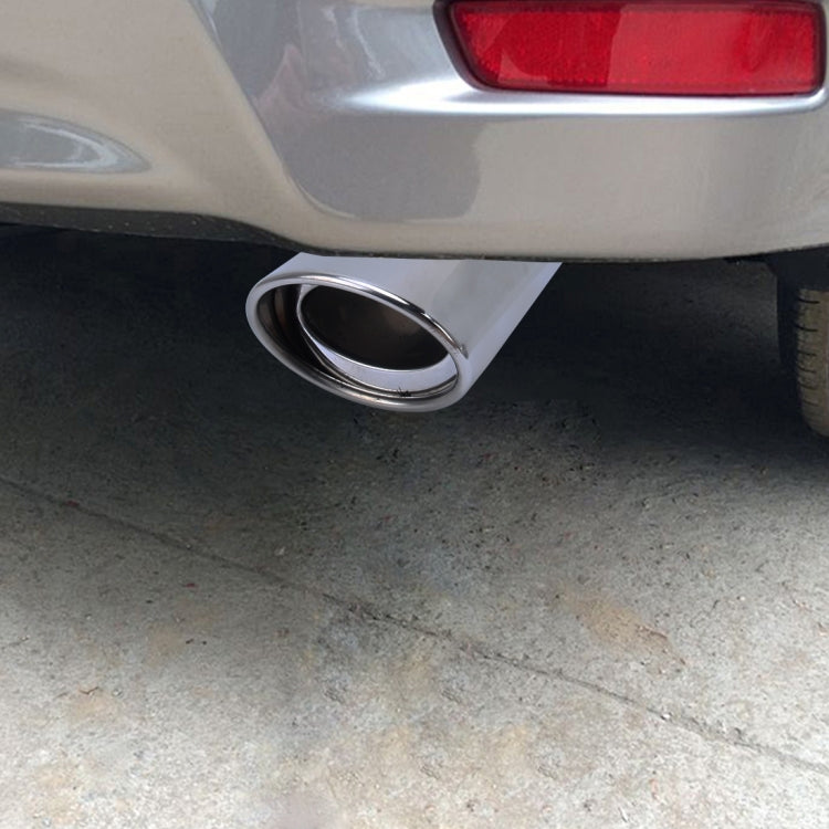 Stainless steel exhaust tail pipe on rear bumper, round oval chrome outlet