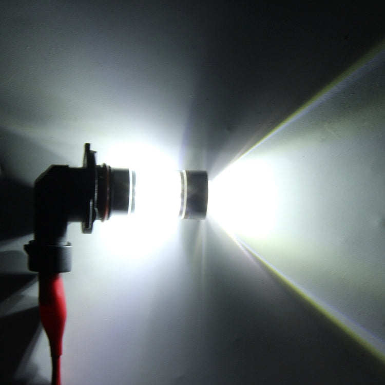H8/H11 LED fog light bulb beam casting bright white light pattern