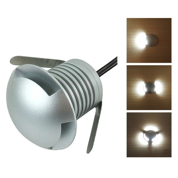 LED2843.jpg@b5dd5066228aa3647986ecdb489464aa