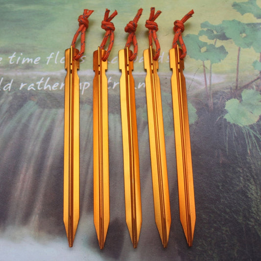 Aluminium tent peg set with rope, yellow gold color pegs