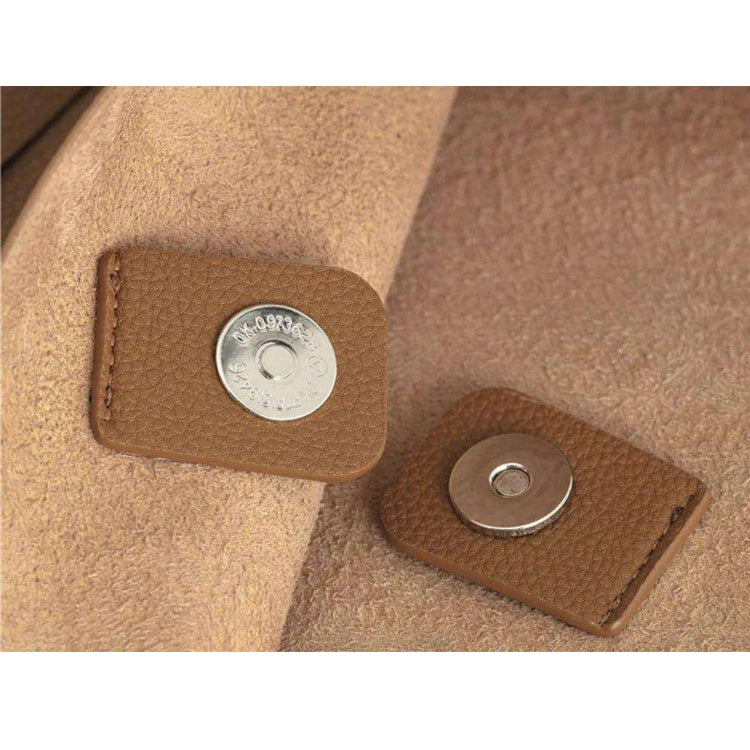 18mm magnetic luggage buckle with leather mounting, silver-toned round cap