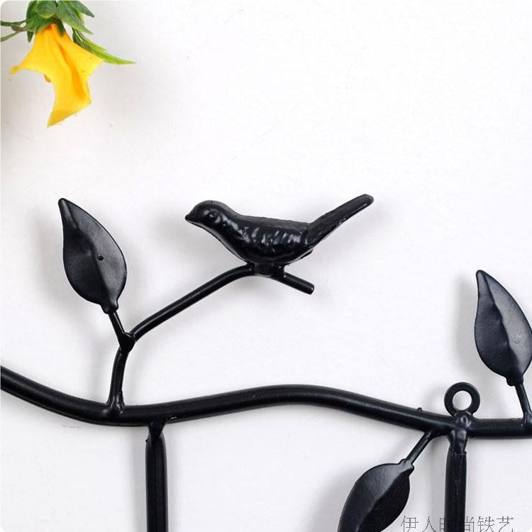 Wrought Iron Birds Pattern Decorated Simple Clothes Hooks