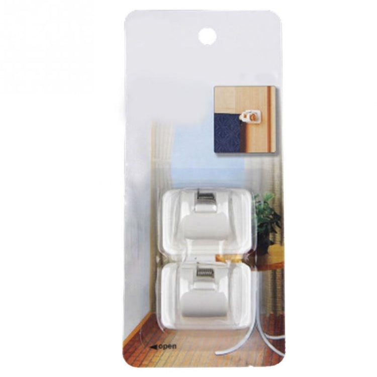 Blister pack with two white shower curtain hanging clips