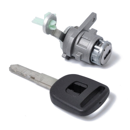 Car door lock cylinder with key, metal barrel and black key cover