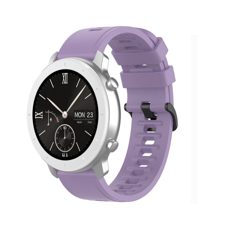 Silicone smartwatch replacement strap with adjustable buckle, purple, 20/22mm