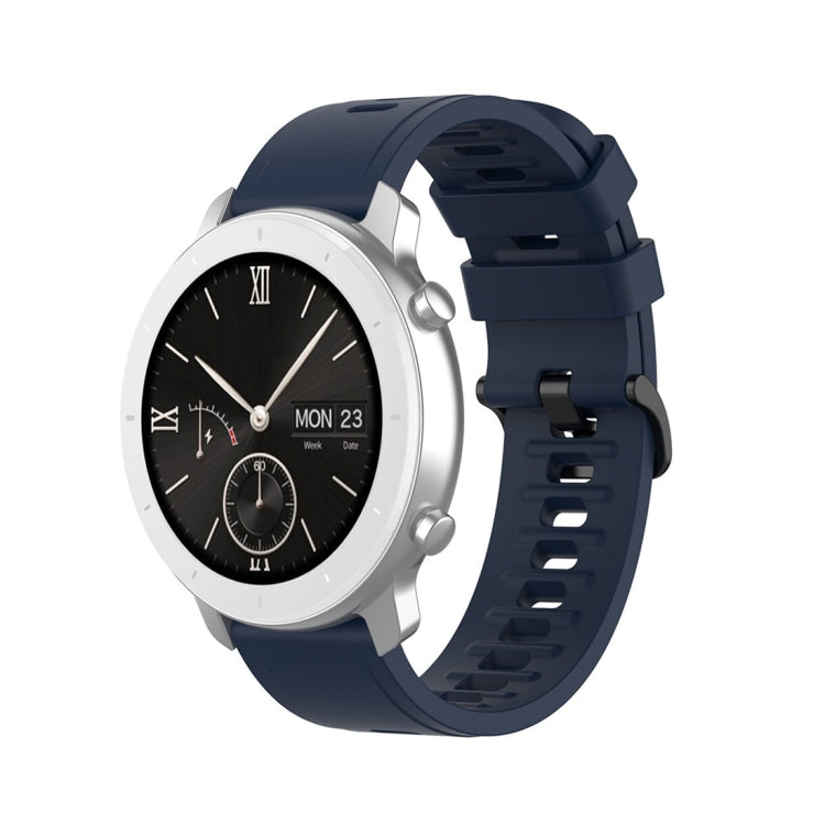 Silicone smartwatch replacement strap with adjustable buckle, dark navy, 20/22mm