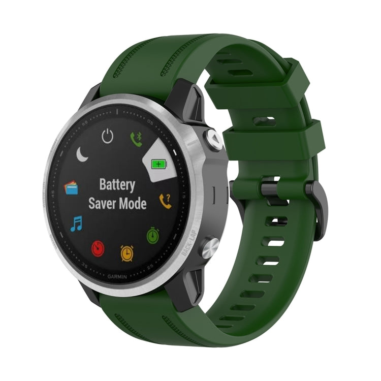 Textured 20mm watch strap, army green silicone with quick-release plastic button clasp
