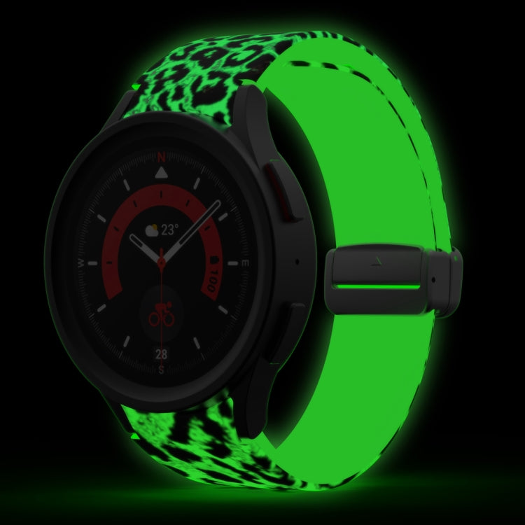 Green leopard-spot printed silicone watch band with magnetic clasp for smartwatch
