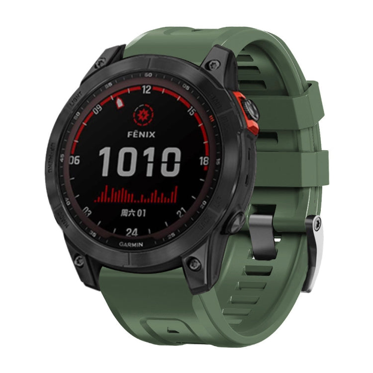 Screw buckle silicone watch band in army green with black steel accents
