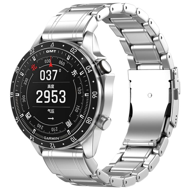 Silver watch band with a broad folding safety clasp