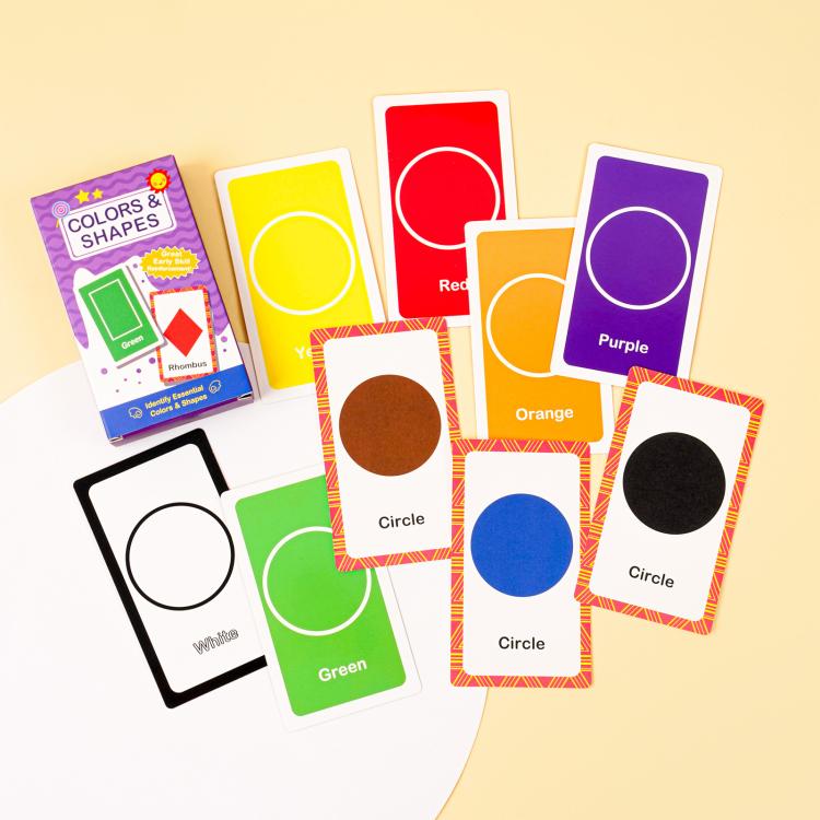 Color and shape learning flash cards with colored circle and square cards