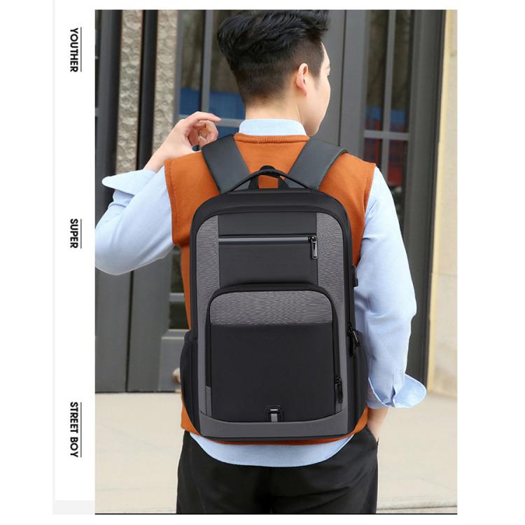OUMANTU 2202 Large Capacity Waterproof Leather Membrane Backpack