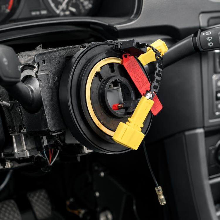 Steering wheel airbag clock spring spiral cable with yellow and red connectors