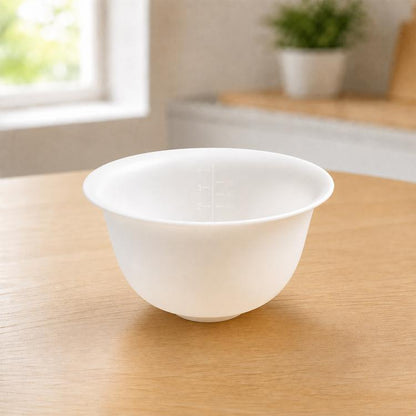 Soft silicone facial mask mixing bowl, white, with measuring scale markings