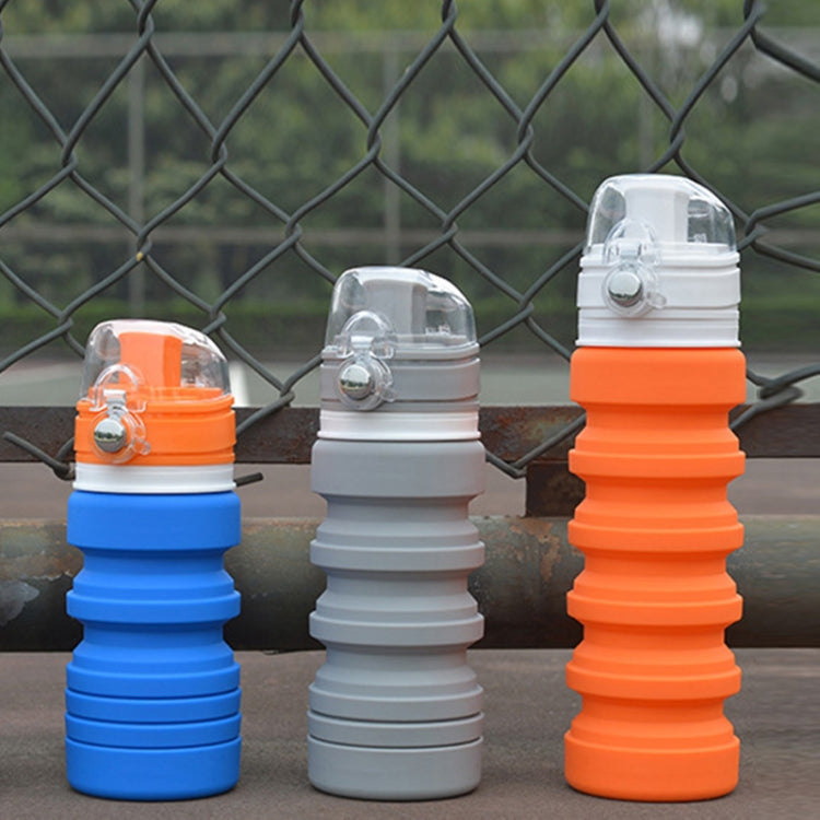 Set of three foldable silicone telescopic drinking bottles: blue, grey, and orange