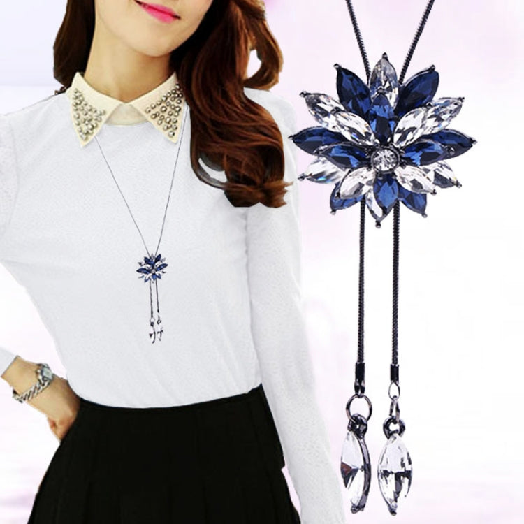 Blue rhinestone flower pendant necklace set with long drop earrings and details