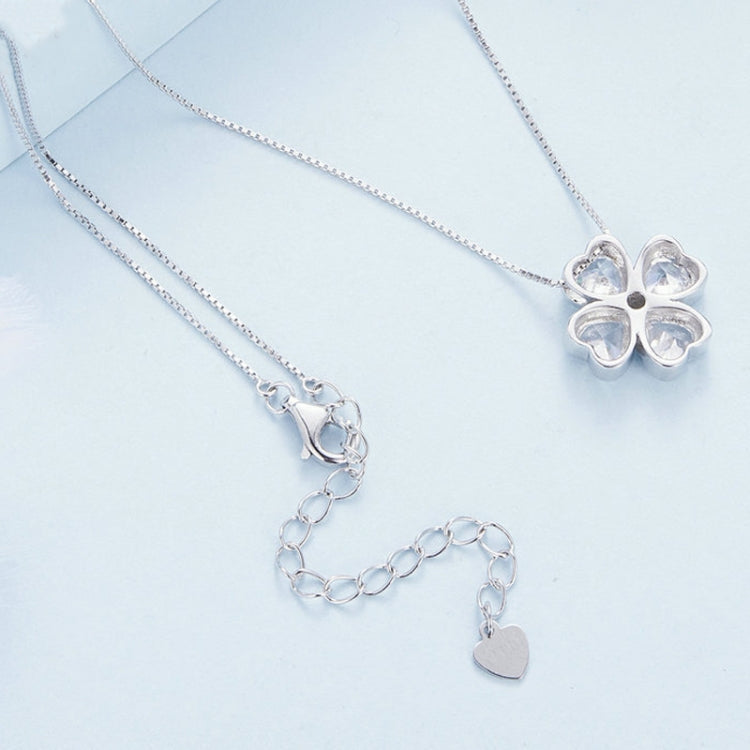 Silver-tone clover pendant necklace chain with lobster clasp and extension