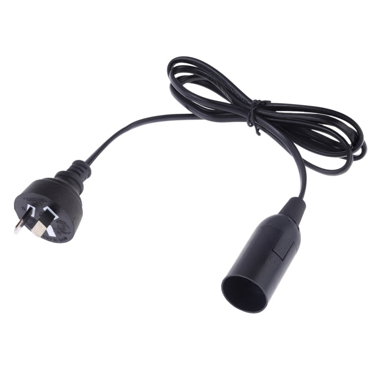 E14 lamp holder extension cable with black holder, black cord, plug with ground pin