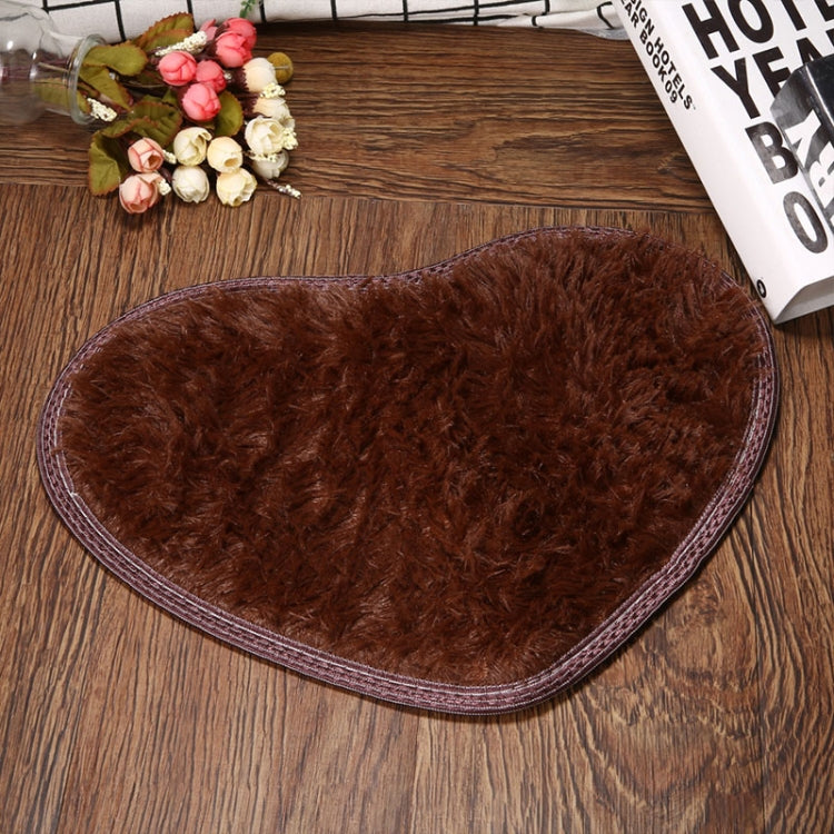 Heart-shaped bath mat, brown plush with stitched non-slip border