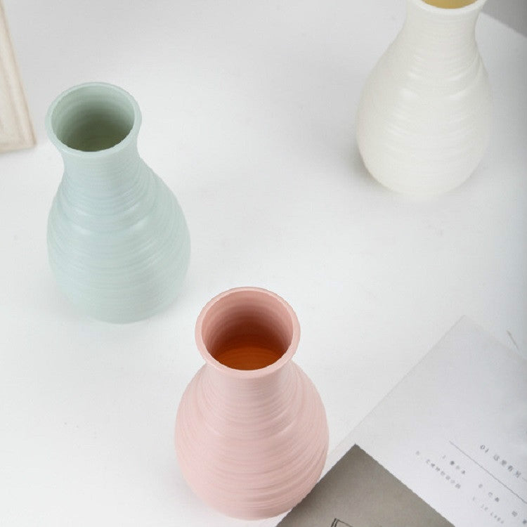 Modern Simple Plastic Flower Vase Creative Desktop Decoration Ornaments, 10.5 x 20 cm