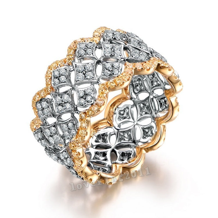 Gold and silver pavé wedding ring with interlocking square links