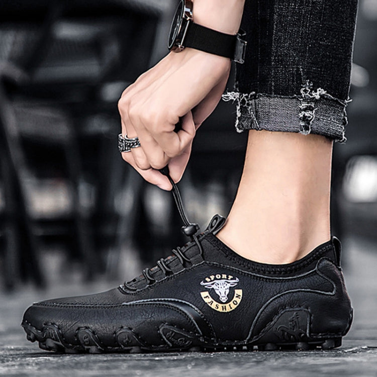 Black leather lace-up men’s casual shoes with cushioned sole, side logo detail