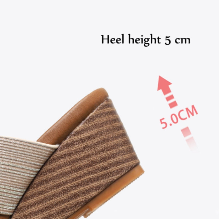 Platform wedge heel of two-strap sandals with textured fabric bands