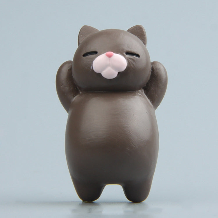 Resin cartoon cat fridge magnet ornament, gray-brown cat with pink nose and rounded ears