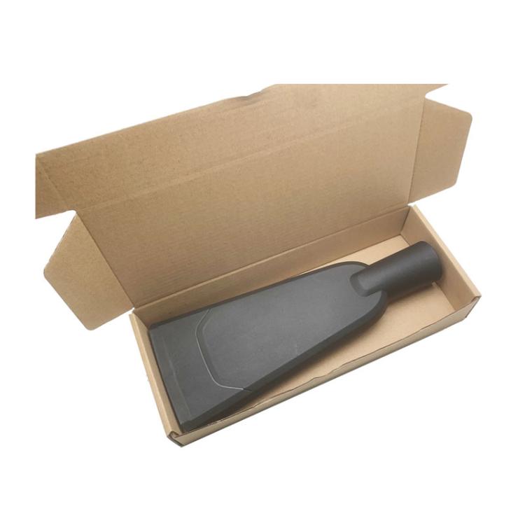 Flat vacuum nozzle in shipping box, dark gray head with short handle
