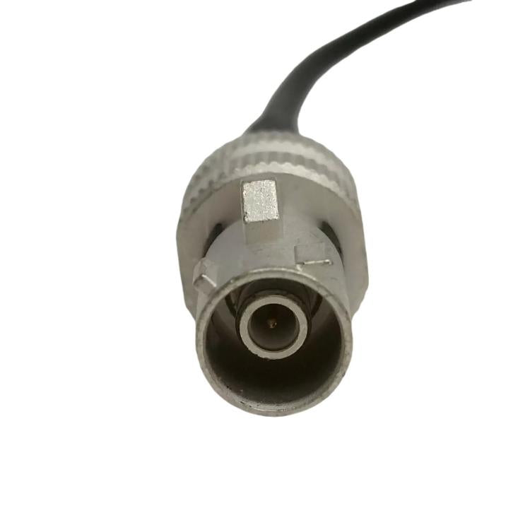 Parking assist camera cable connector, cylindrical plug end for wiring