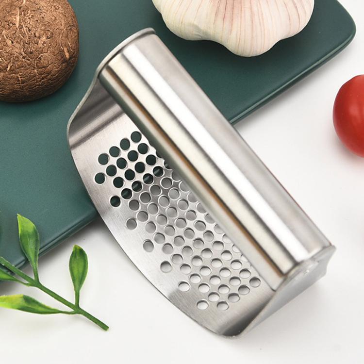 Stainless steel garlic press with long bar and perforated crushing panel