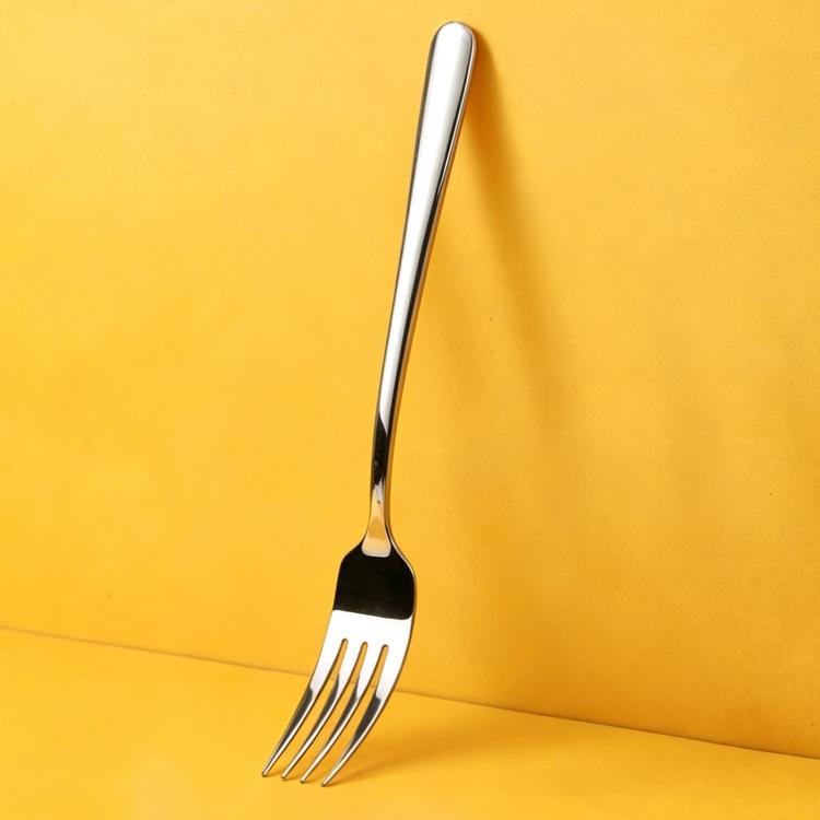 Stainless steel fork with polished prongs