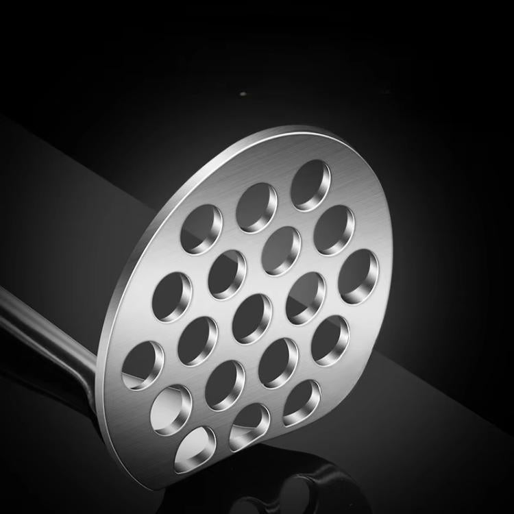 Stainless steel mashing head with multiple oval perforations