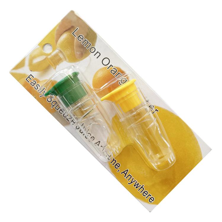 Two-piece manual citrus juicer set in blister packaging, green and yellow caps.