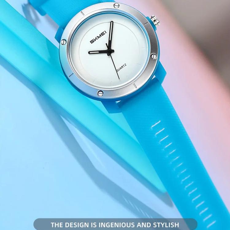 SKMEI quartz wristwatch with blue silicone strap and white dial, round silver case
