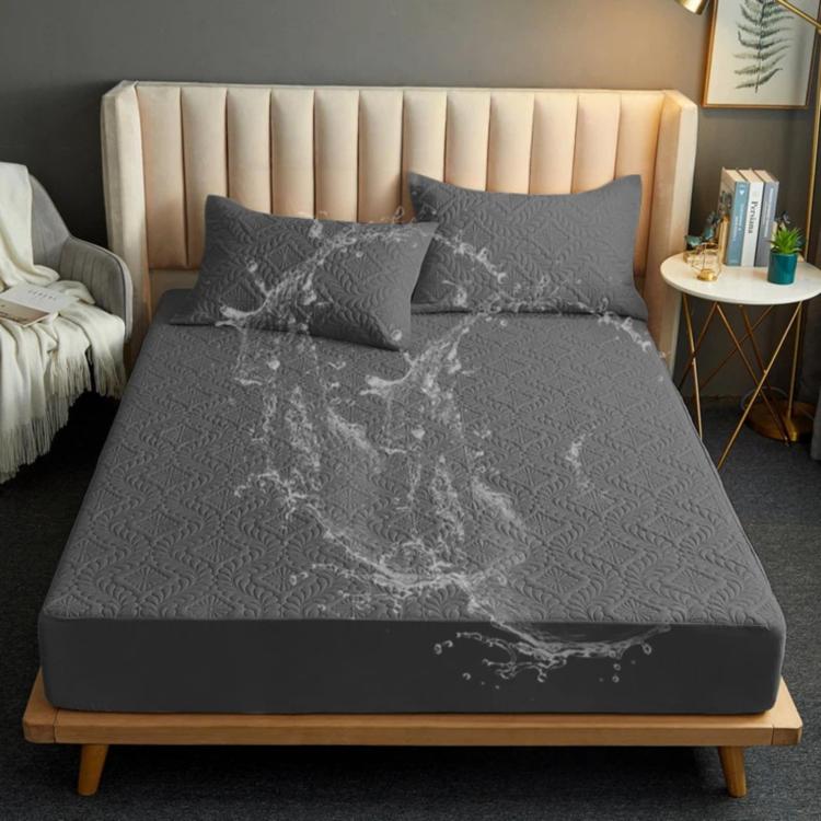 Dark gray waterproof fitted crib sheet with quilted texture and raised edge, 153x203 cm.