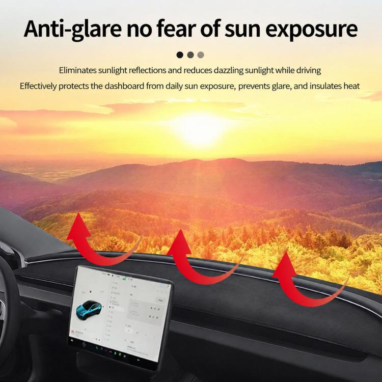 Black dashboard sun shade mat installed on the car dashboard