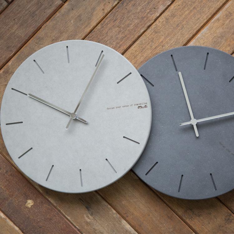 wozoom 12-inch silent wall clock set, one light and one dark gray round faces with hands