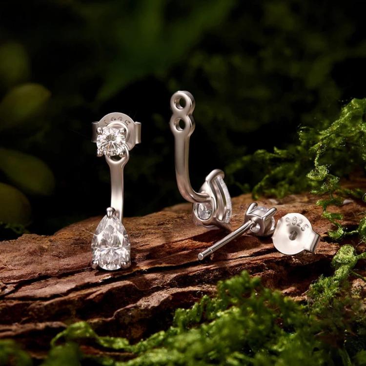 S925 Sterling Silver Sparkling Teardrop Moissanite Stud Earrings, MSE152