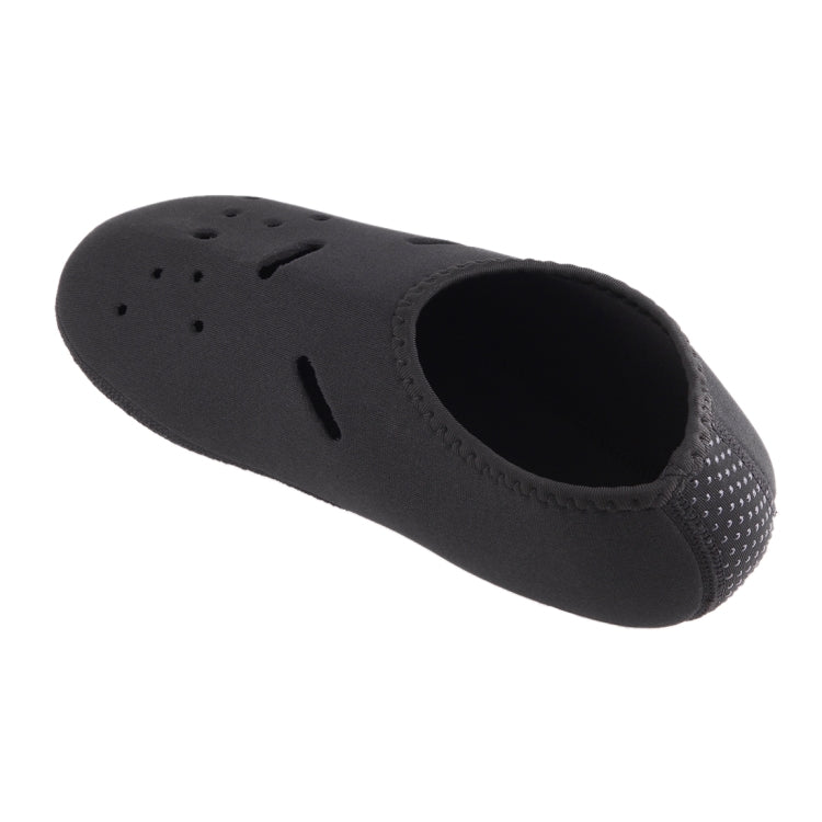 Black water socks with side holes and cushioned collar opening