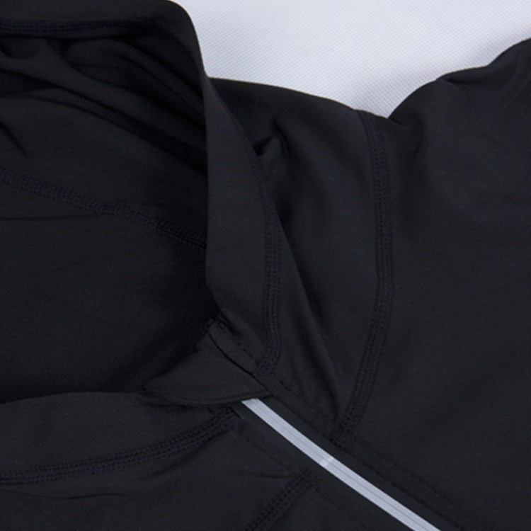 SIGETU hooded zip coat detail, black fabric with front zipper and hood seam